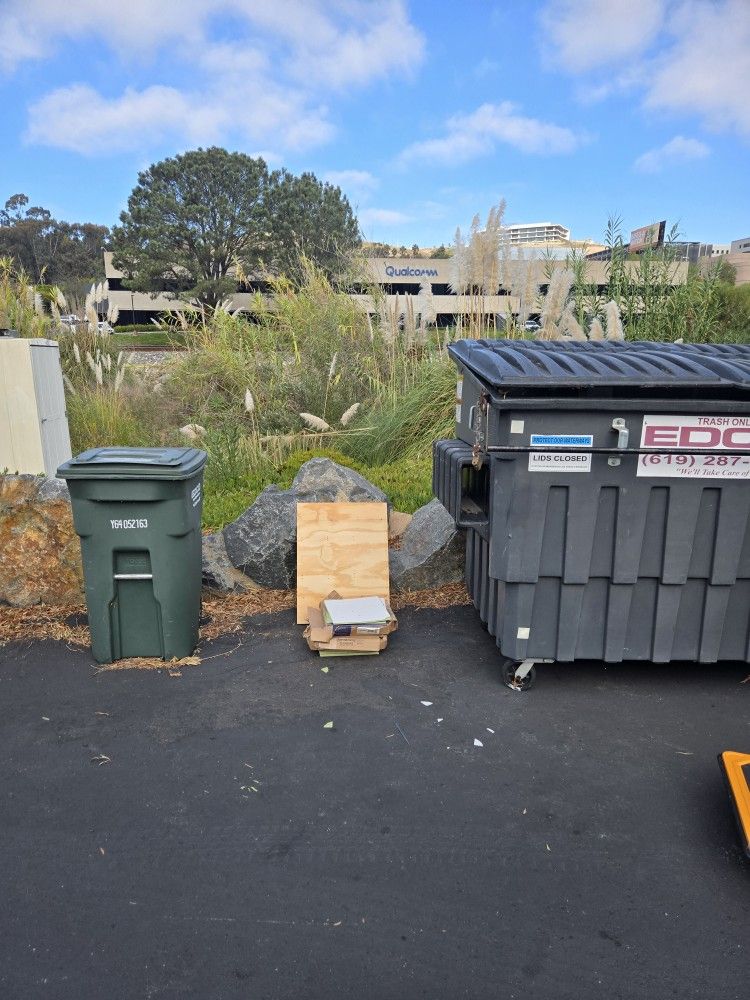 Free construction materials-Sorento Valley