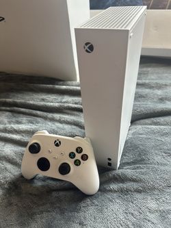 Xbox Series S + Gamepass Ultimate+ Delivery + Controller + Warranty