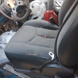 Seats 