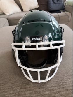 Schutt F7 Football Helmet