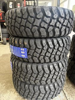 LT235/75R15 Fortune Tormenta M/T Mud Tires Set 