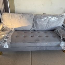 66” Loveseat Sofá