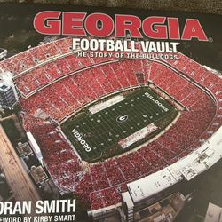Georgia Football Vault Coffeetable Book