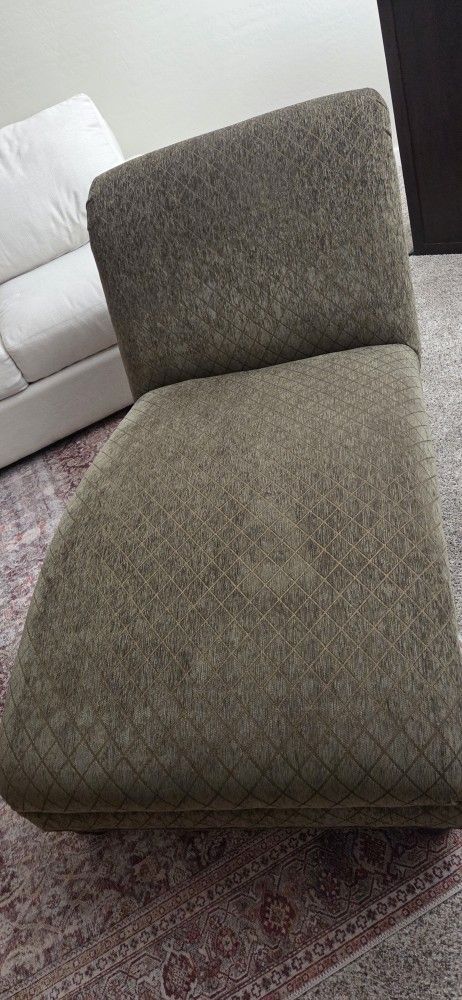 Chaise Lounge Side Chair