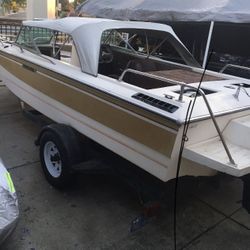 1978 Boat  6 Cylinder  Runs Good 