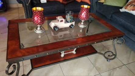 Juego De 3 Mesitas De Centro .En Buenas Condiciones