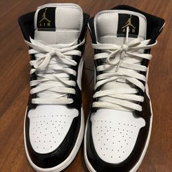 Jordan 1 Mids