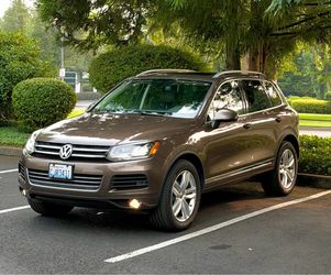 2013 Volkswagen Touareg TDI EXECUTIVE SUV