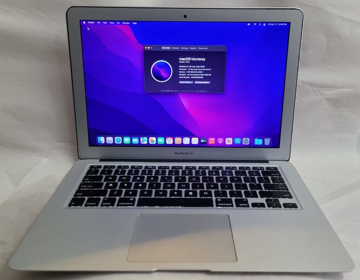 Refurbished macbook air 2014 13", i5 1.4ghz, 4gb ram, 128gb ssd, weak hinge