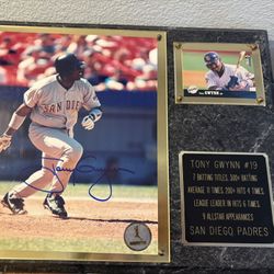 Tony Gwynn signed plaque