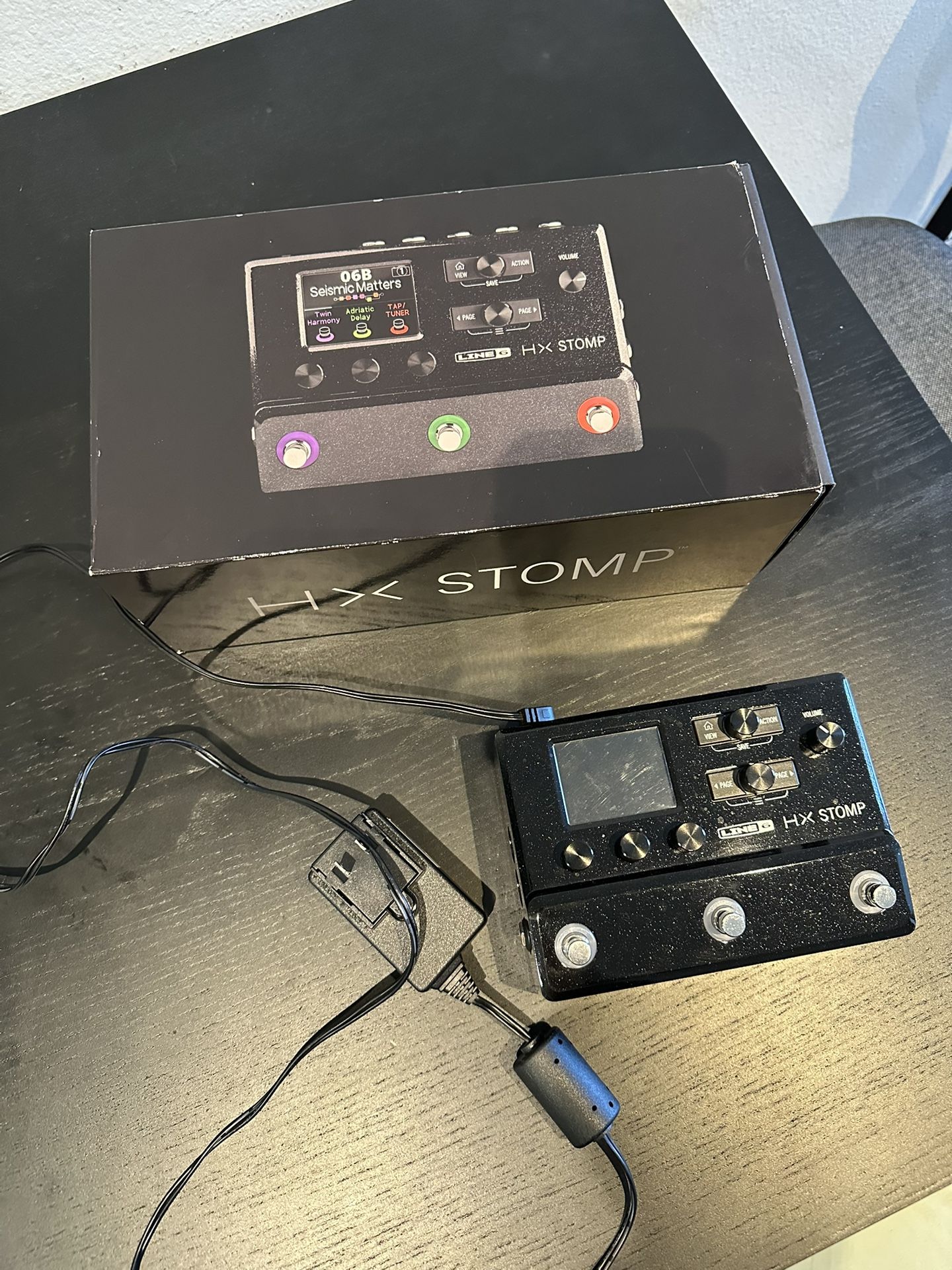 Line 6 HX Stomp Multi-FX Processor