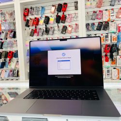 MacBook Pro m1 16-inch 16Ram 512gb