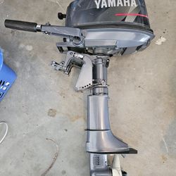Suzuki Outboard 4 Stroke 2.5 HP