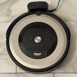 iRobot Roomba Vacuum good condition sale $45.