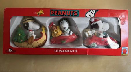 Vintage Snoopy ‘Winter Vehicles’ Ornament Set
