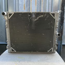 2007 To 2017 Jeep Wrangler Radiator JK 3.6L 3.8L V6 AT Radiator 