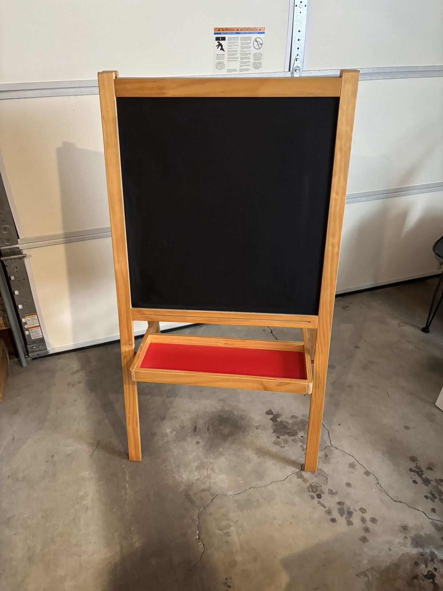 Large Double Sided Wooden Easel/Chalk/Dry-Erase