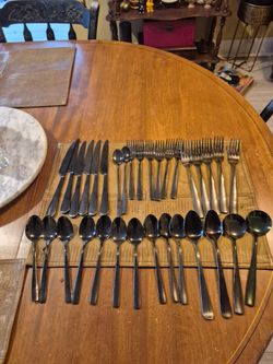 33 piece Food Network black matte stainless steel flatware