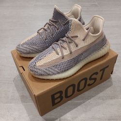Yeezy 350 Ash Pearl