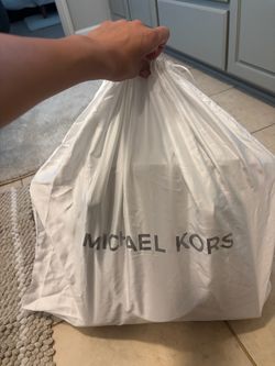 Micheal Kors handbag