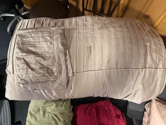 King comforter and 2 sets of sheets
