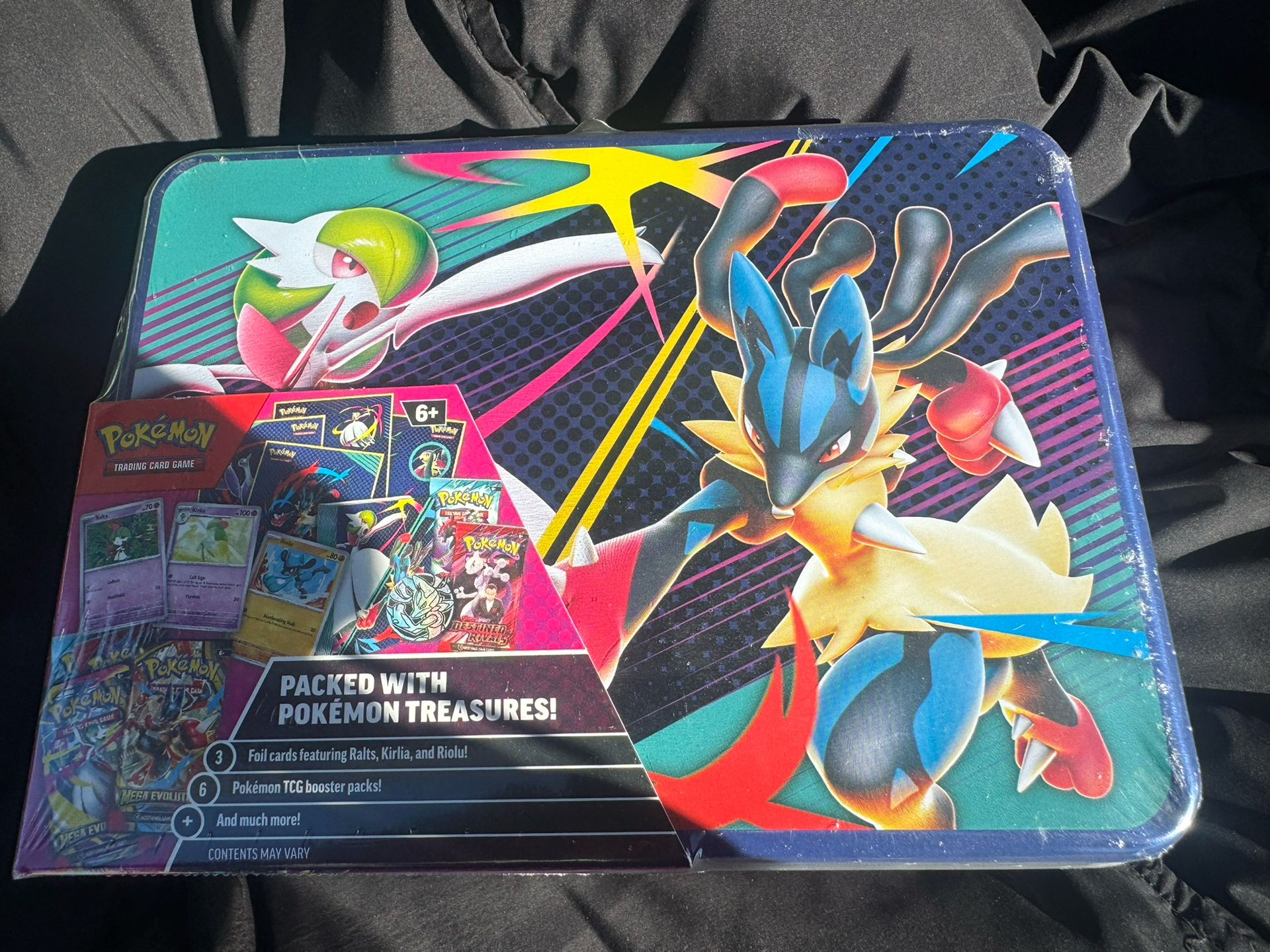 Pokémon Lunchbox And Packs