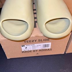 Authentic Yeezy Slides Made By Adidas 