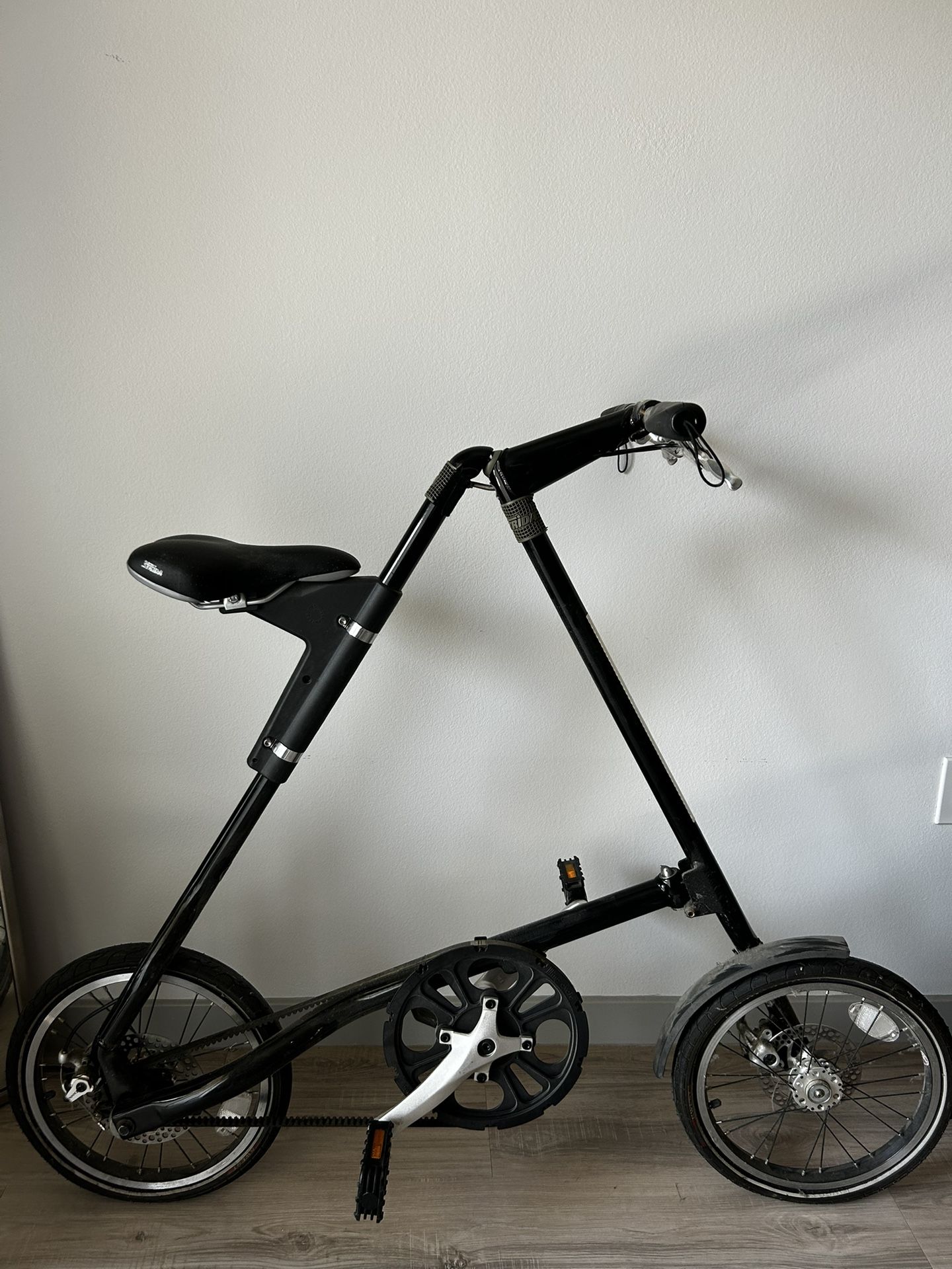 Pre owned Strida 3 Folding Bike