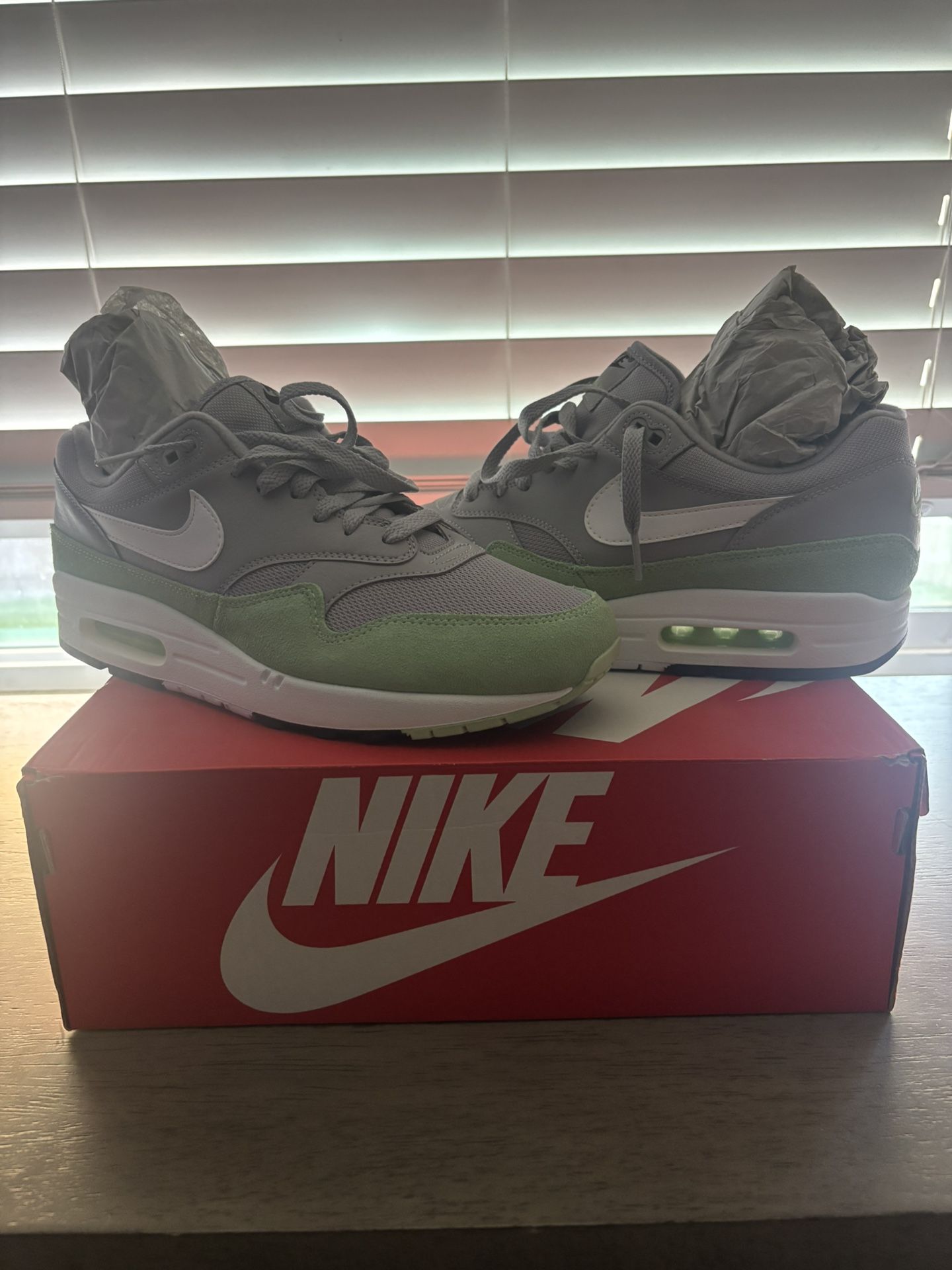 Nike Air Max Size 9.5
