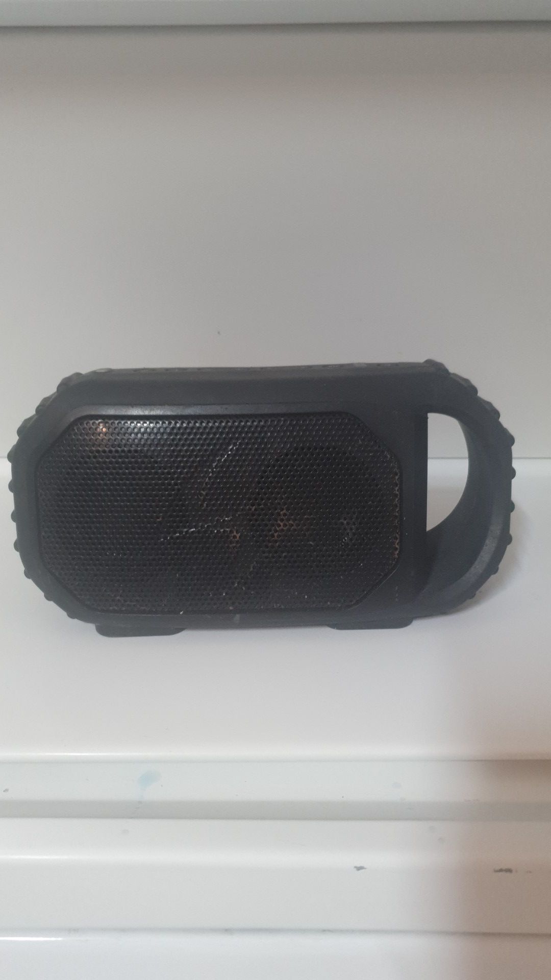 Portable speaker 🔊 works and bluetooth