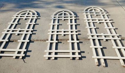 Set of 3 White Wood Trellises