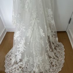Stunning Lace Elegant Wedding Dress 