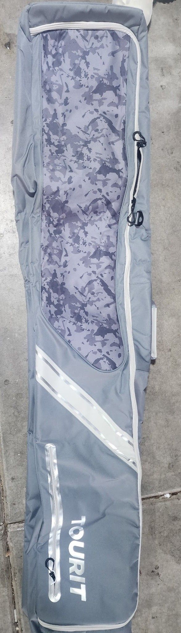 Tourit Rolling Snowboard Bag. Brand New