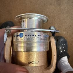 Daiwa D-Wave 4000-Bi Spinning Reel