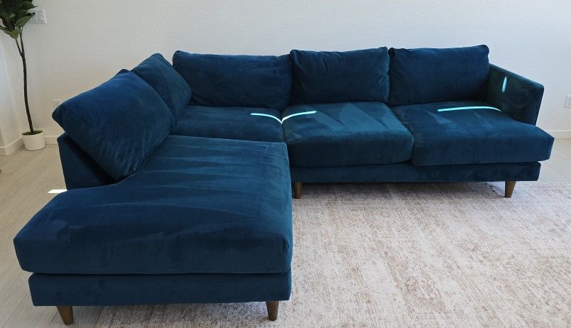 Sectional (Living Spaces)
