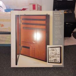 Brand New Jewelry Box With Pic Display 