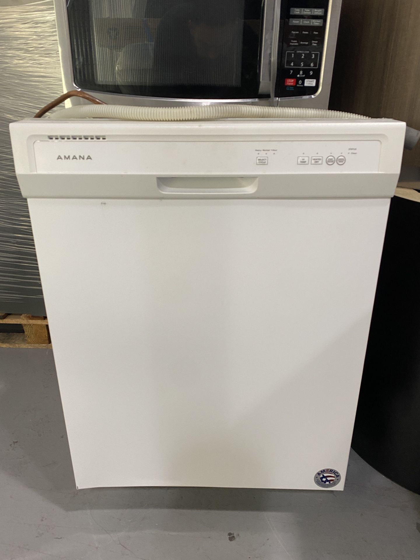 Dishwasher Amana In Kendall Works Perfect