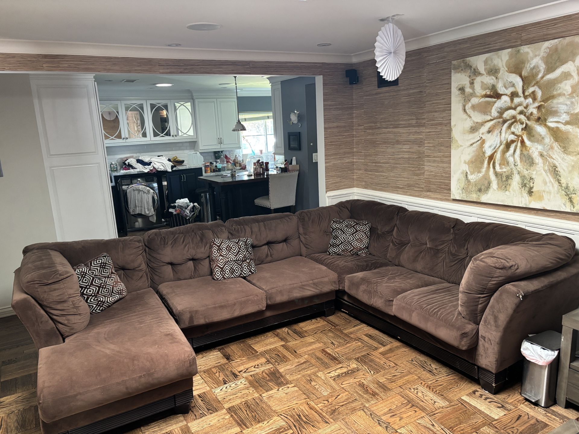 LARGE BROWN COMFY COUCH For Sale