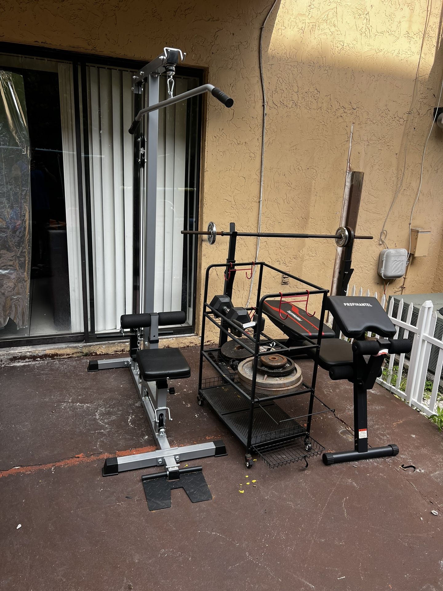 Bench Press + Lat Pull Down + Weights