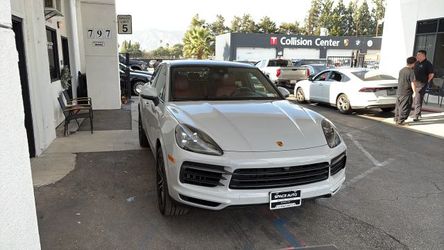 2022 Porsche Cayenne Coupe