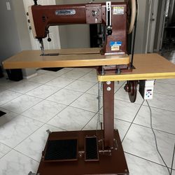 TandyPro Class 4 Dream Sewing Machine With Work Platform