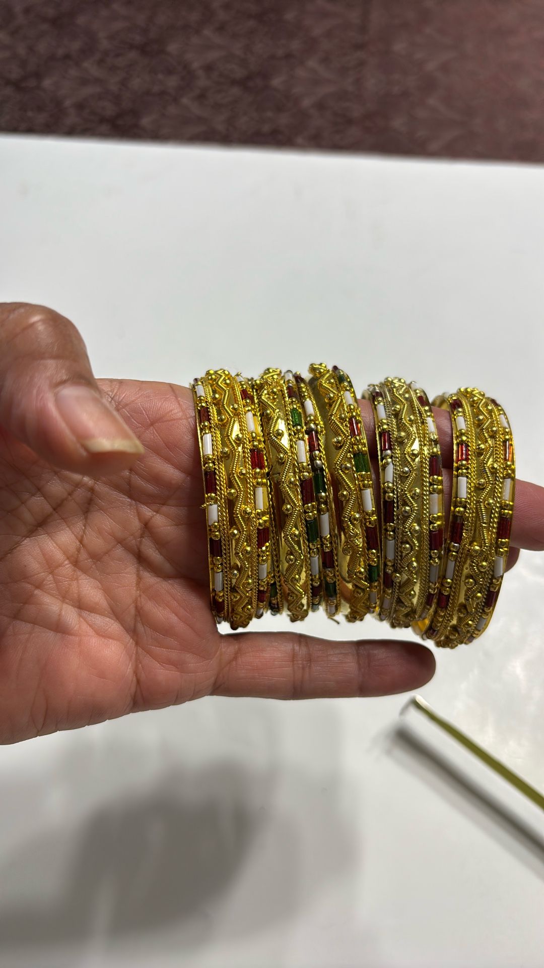Bangles/Bracelets Gold Red Green
