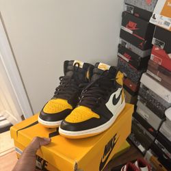  2 Pair Jordan 1s Jordan 6s