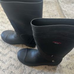 Tingley pilot Boots 