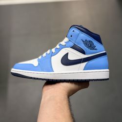 Jordan 1 Mid “University Blue Midnight Navy” Sizes 8 - 13 IN HAND BRAND NEW