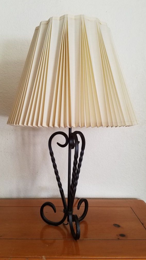 26" lamp with 1960's pleated linen stffel shade