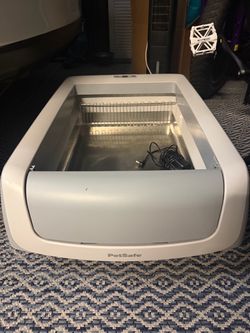Robot litter box