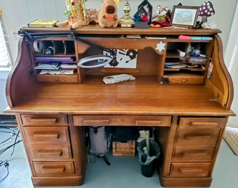 Vintage S-curve Rolltop Desk
