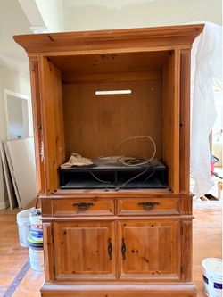 Free solid cabinet