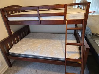 Kids bunkbed
